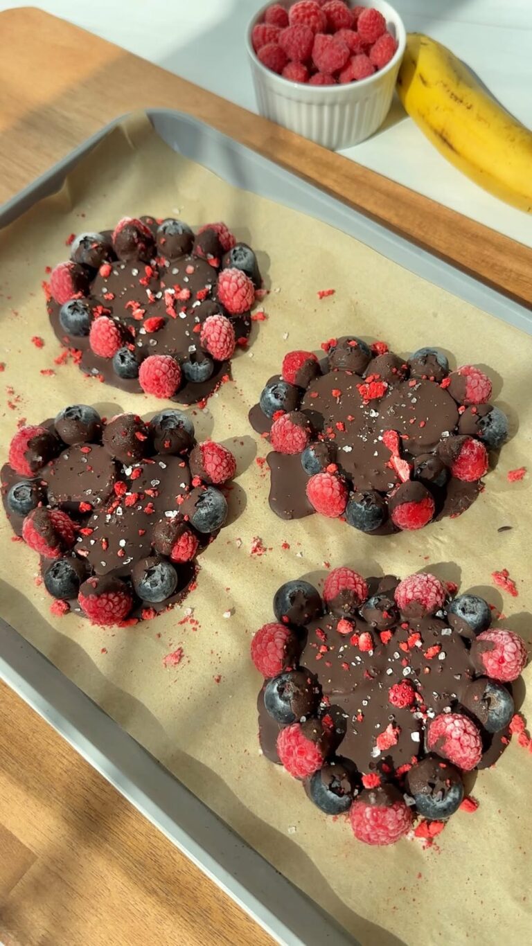 **Crunchy & Delicious Nut Bark Recipe: Easy Homemade Snack (Vegan & Gluten-Free Options!)**